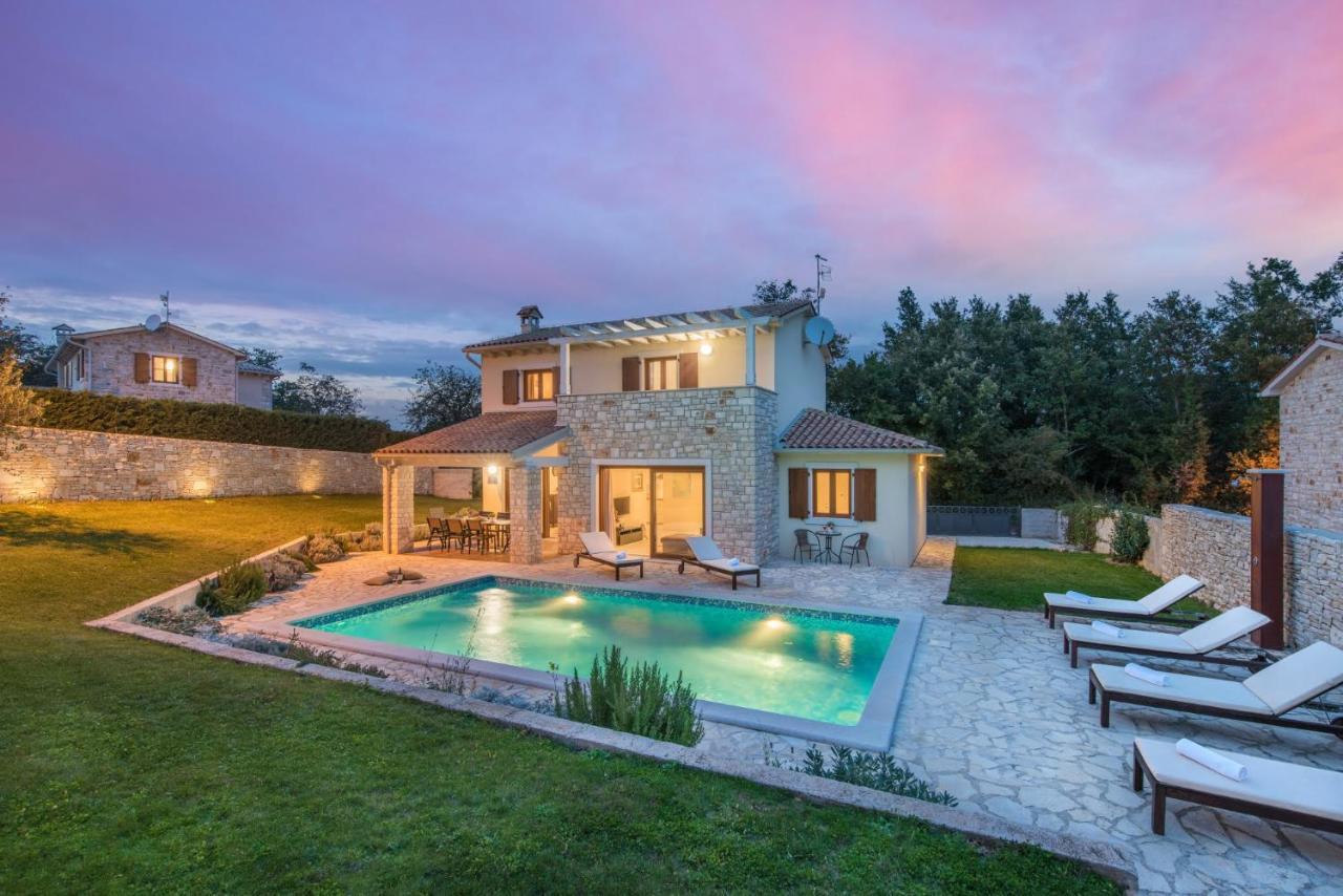 Villas Adagio Rojnići Exterior foto