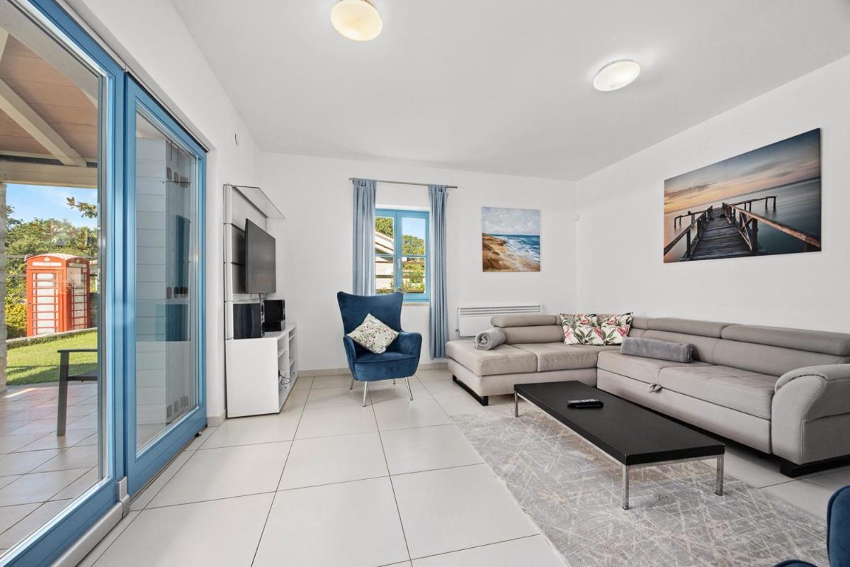 Villas Adagio Rojnići Exterior foto